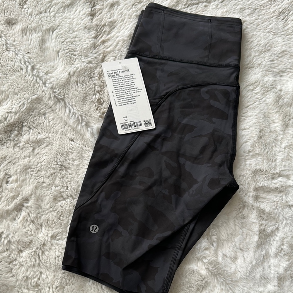 Lululemon Black Camo Fast and Free High-Rise Short 10"